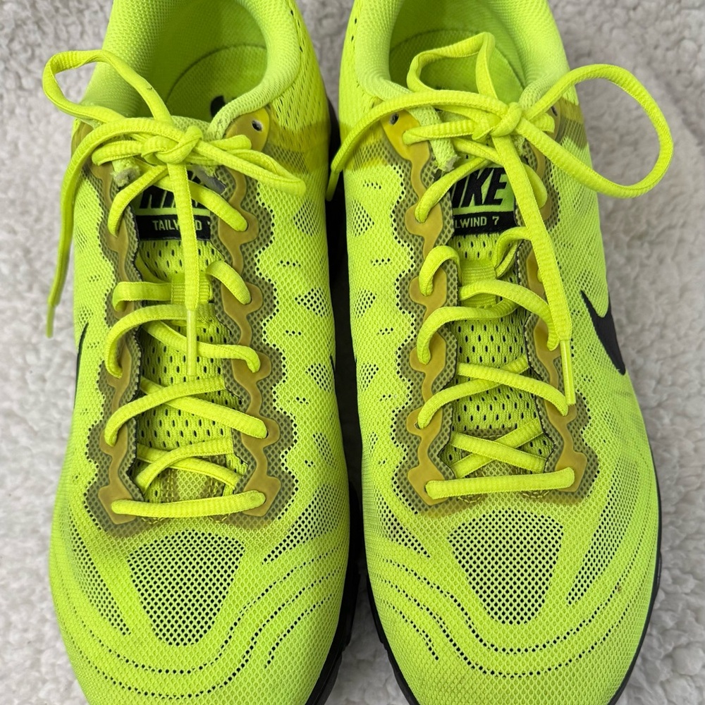 Nike Air Max Tailwind 7 Volt Black Neon 683632-700 Men's Size 11.5